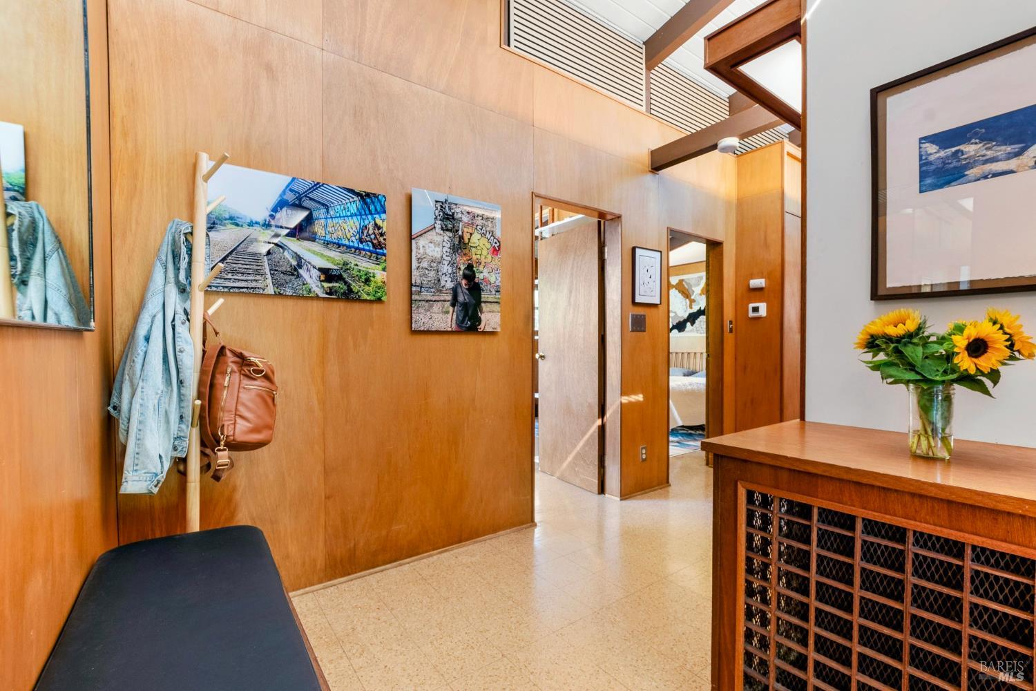 Detail Gallery Image 28 of 52 For 2140 Hyland Ct, Santa Rosa,  CA 95404 - 3 Beds | 2 Baths