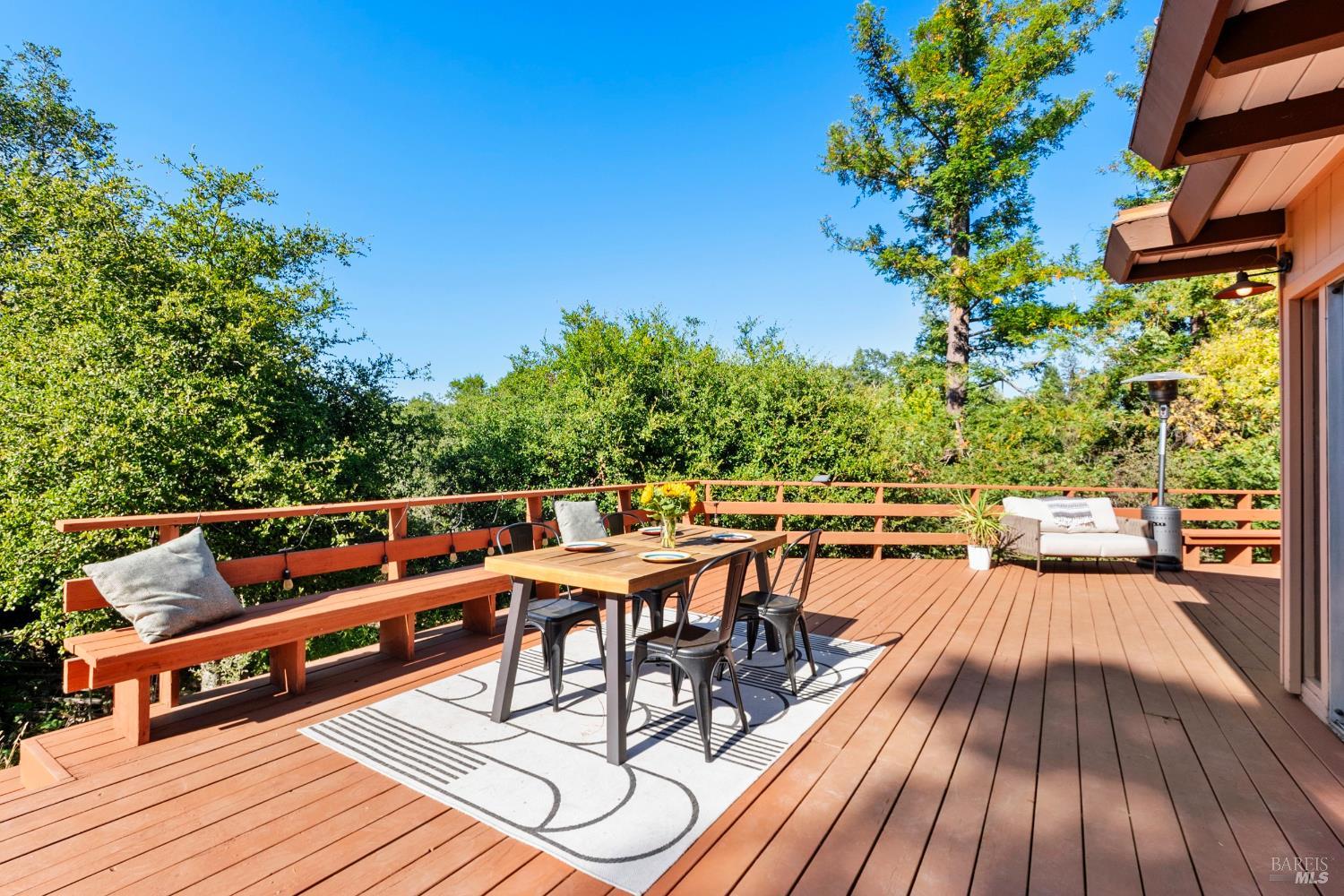 Detail Gallery Image 44 of 52 For 2140 Hyland Ct, Santa Rosa,  CA 95404 - 3 Beds | 2 Baths
