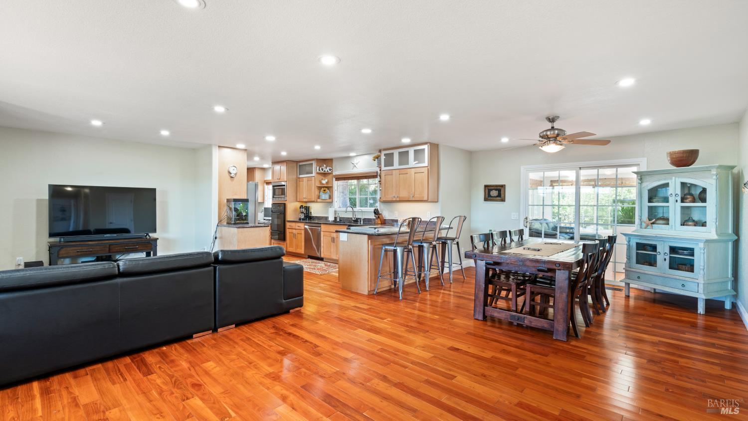 Detail Gallery Image 15 of 53 For 4175 Woodworth Rd, Sebastopol,  CA 95472 - 3 Beds | 2 Baths