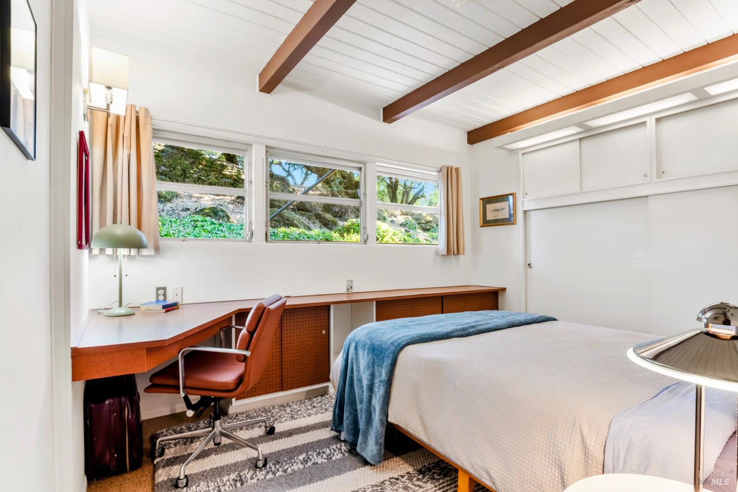 Detail Gallery Image 36 of 52 For 2140 Hyland Ct, Santa Rosa,  CA 95404 - 3 Beds | 2 Baths