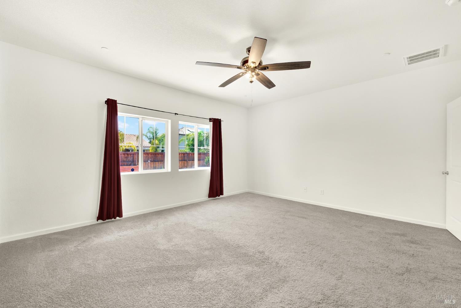 Detail Gallery Image 46 of 62 For 635 Songbird Way, Dixon,  CA 95620 - 4 Beds | 2 Baths