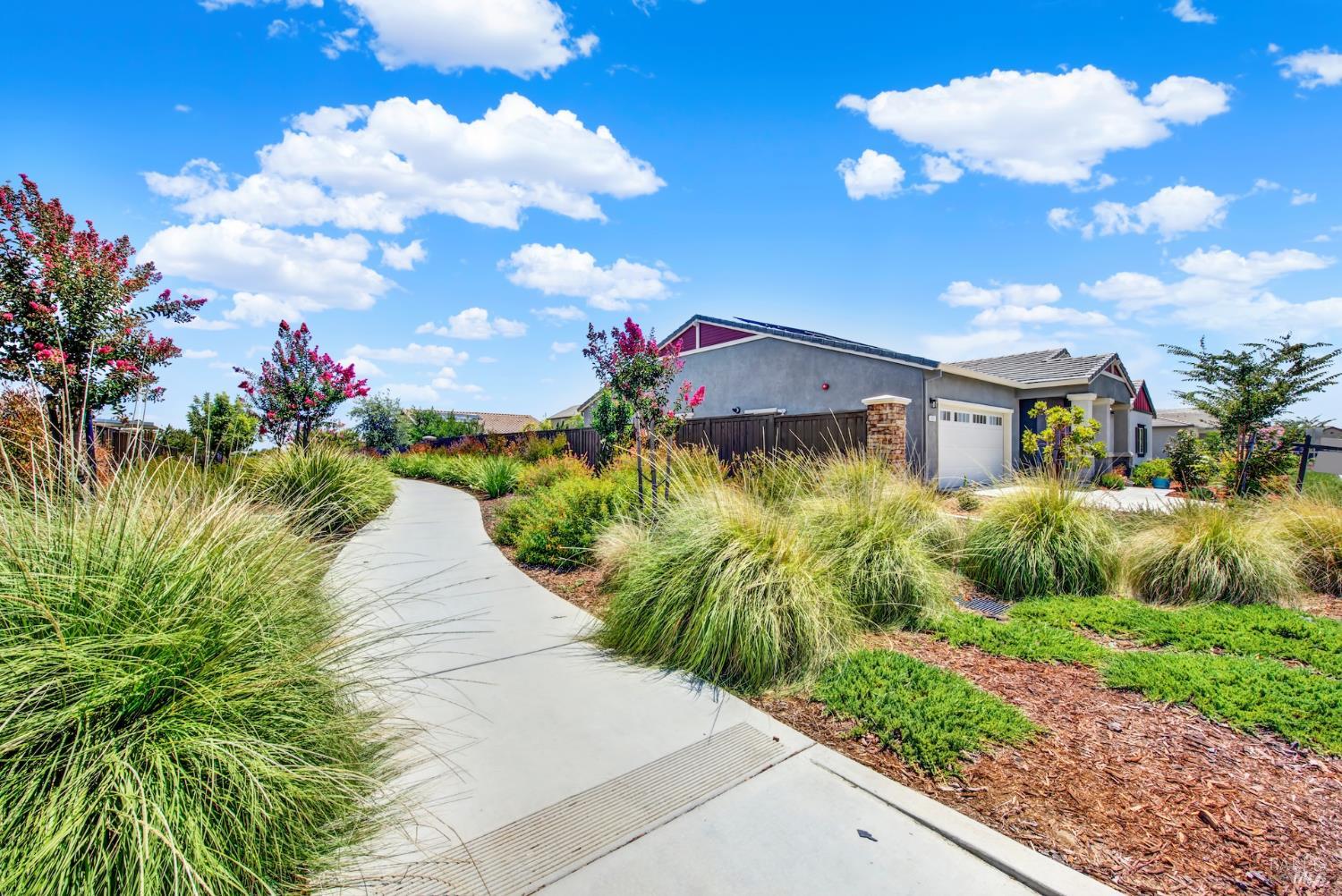 Detail Gallery Image 58 of 62 For 635 Songbird Way, Dixon,  CA 95620 - 4 Beds | 2 Baths