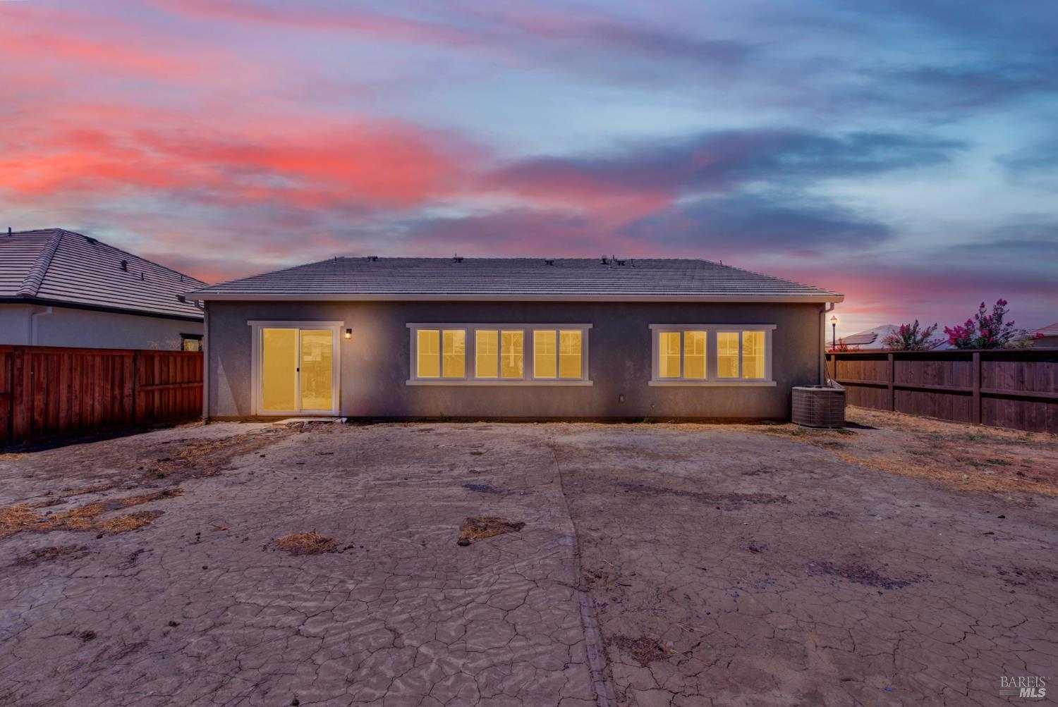 Detail Gallery Image 62 of 62 For 635 Songbird Way, Dixon,  CA 95620 - 4 Beds | 2 Baths