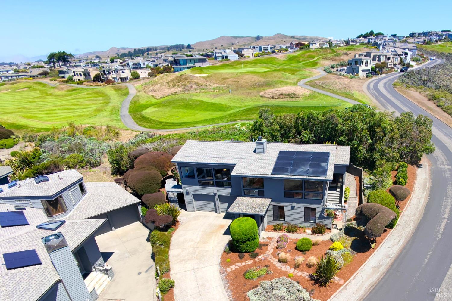 Detail Gallery Image 5 of 58 For 590 Swan Dr, Bodega Bay,  CA 94923 - 3 Beds | 3 Baths