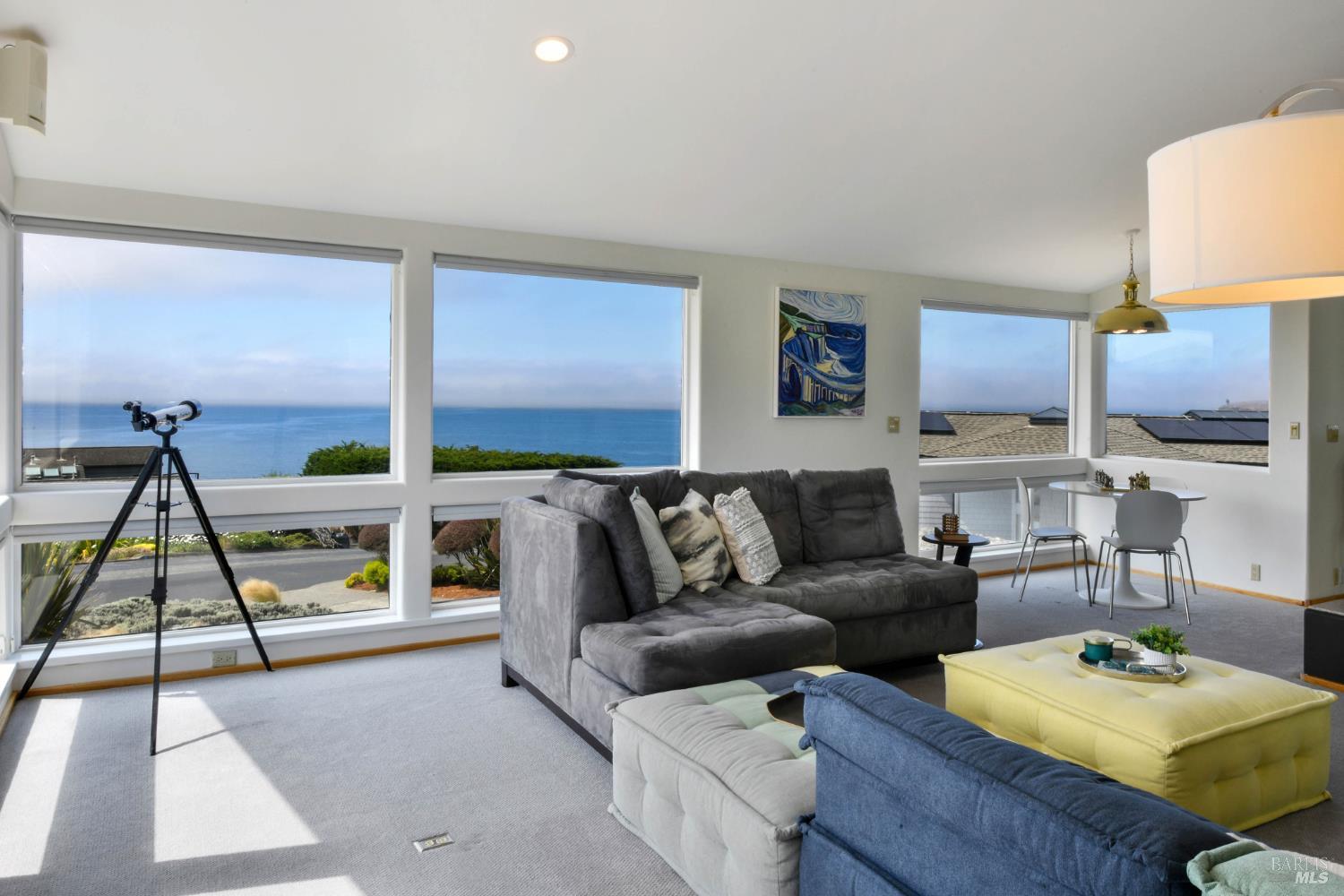 Detail Gallery Image 7 of 58 For 590 Swan Dr, Bodega Bay,  CA 94923 - 3 Beds | 3 Baths