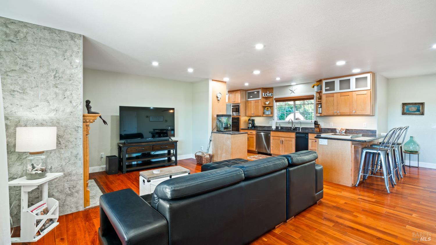 Detail Gallery Image 19 of 53 For 4175 Woodworth Rd, Sebastopol,  CA 95472 - 3 Beds | 2 Baths
