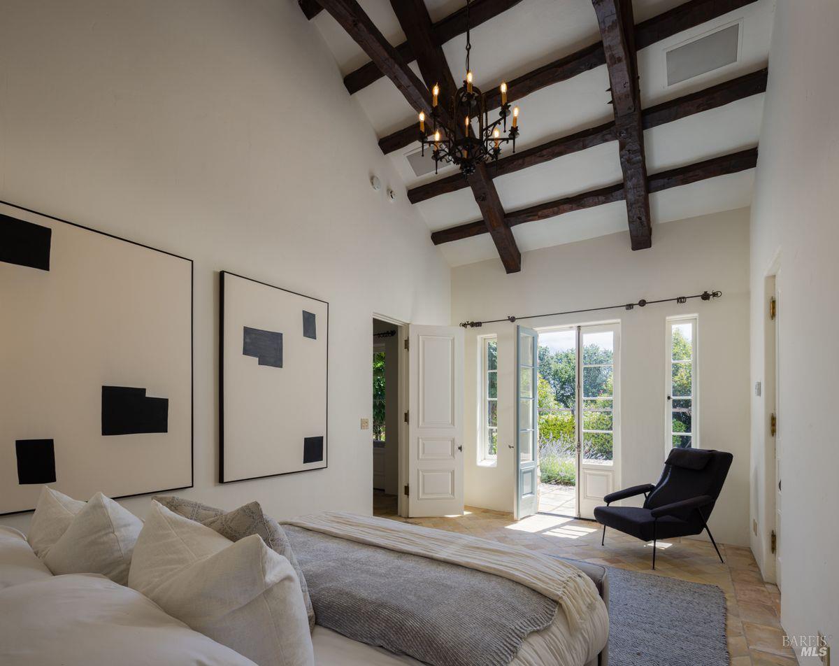 Detail Gallery Image 48 of 59 For 27 Upper Rd, Ross,  CA 94957 - 8 Beds | 8/1 Baths