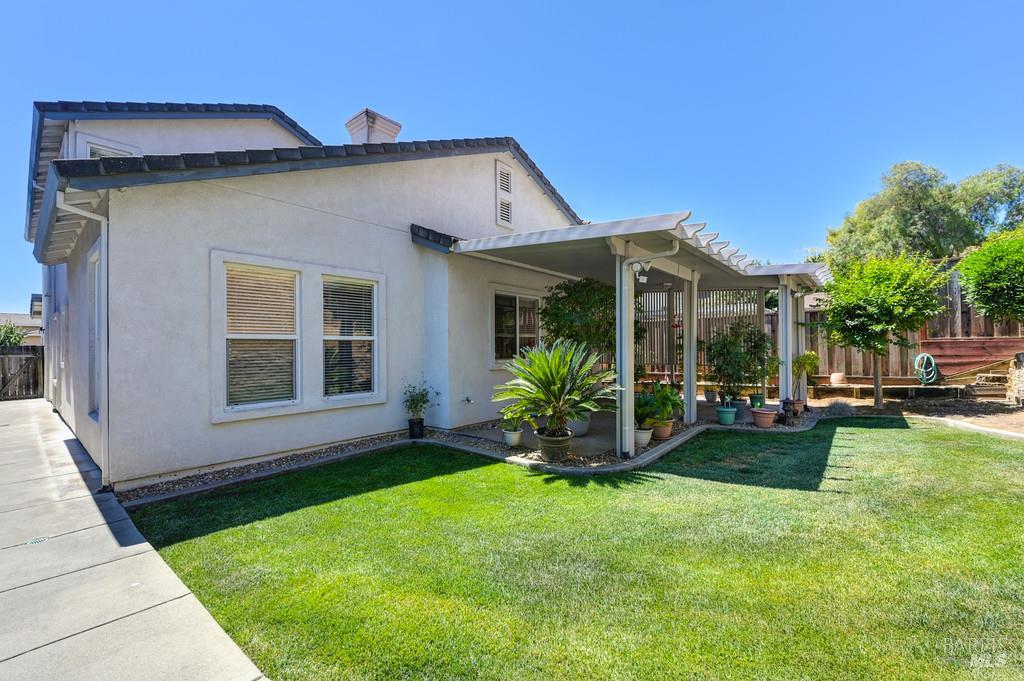 Detail Gallery Image 33 of 40 For 2432 Skyview Cir, Fairfield,  CA 94534 - 4 Beds | 2/1 Baths
