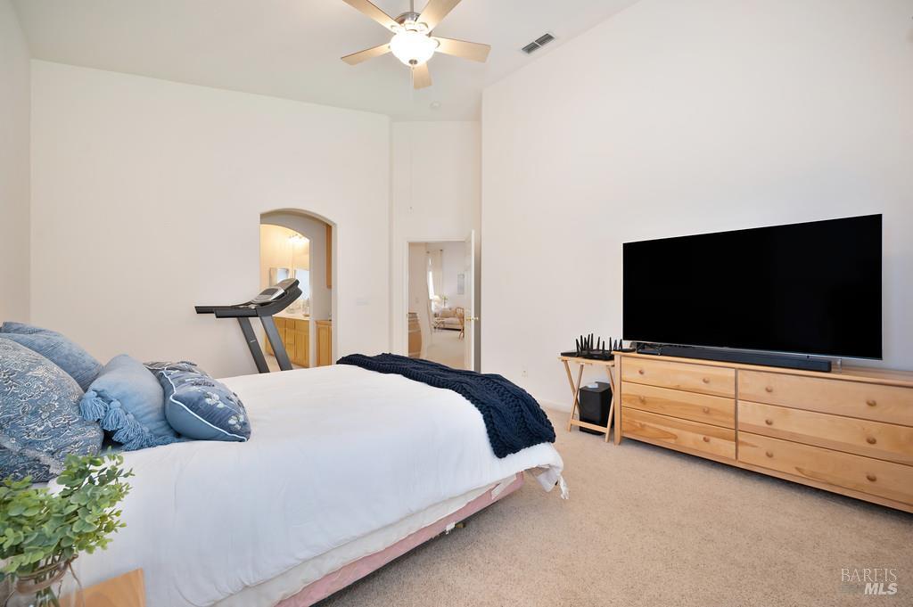Detail Gallery Image 17 of 40 For 2432 Skyview Cir, Fairfield,  CA 94534 - 4 Beds | 2/1 Baths