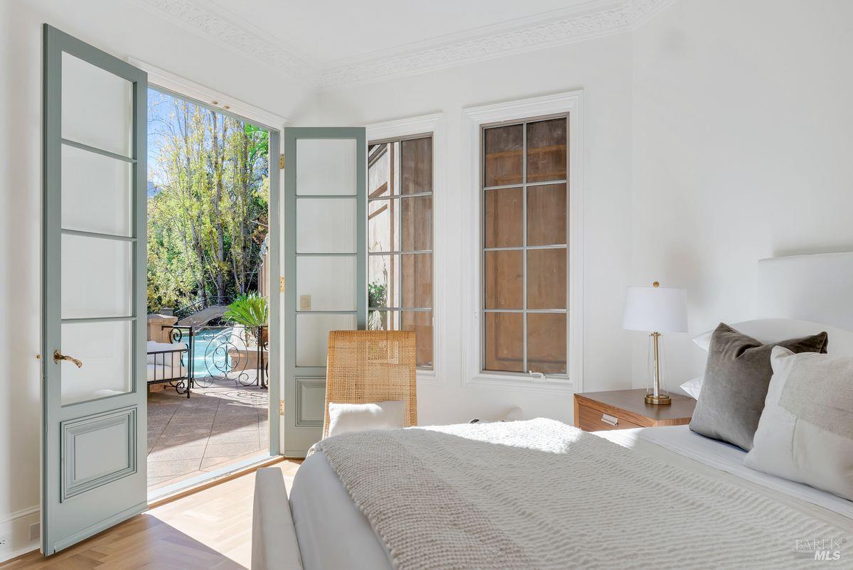 Detail Gallery Image 29 of 59 For 27 Upper Rd, Ross,  CA 94957 - 8 Beds | 8/1 Baths