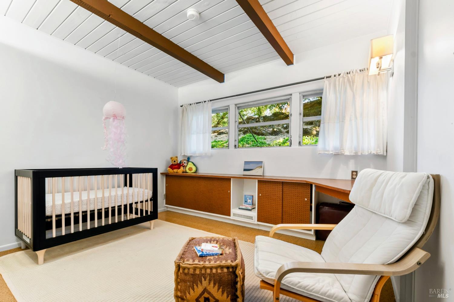 Detail Gallery Image 38 of 52 For 2140 Hyland Ct, Santa Rosa,  CA 95404 - 3 Beds | 2 Baths
