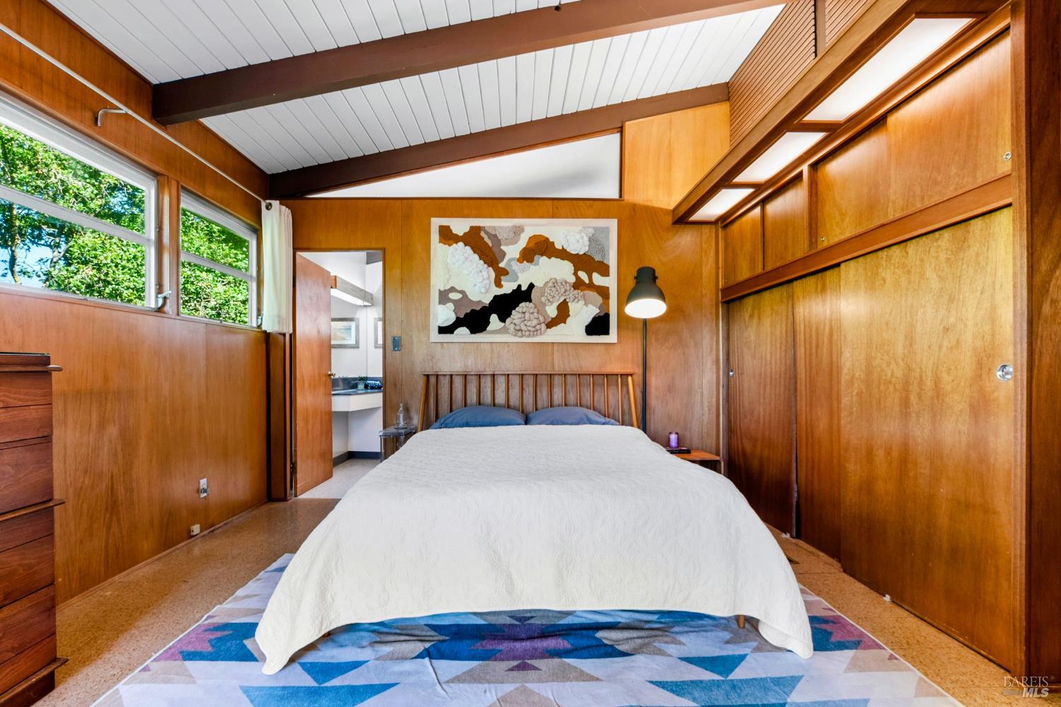 Detail Gallery Image 31 of 52 For 2140 Hyland Ct, Santa Rosa,  CA 95404 - 3 Beds | 2 Baths