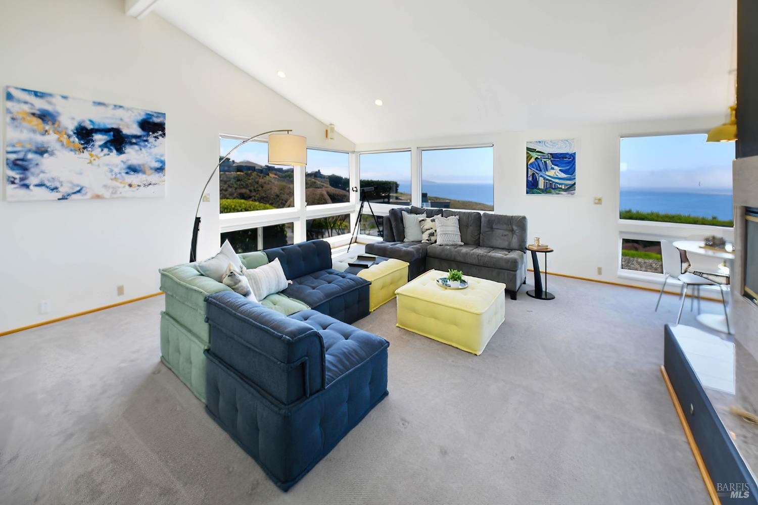 Detail Gallery Image 15 of 58 For 590 Swan Dr, Bodega Bay,  CA 94923 - 3 Beds | 3 Baths