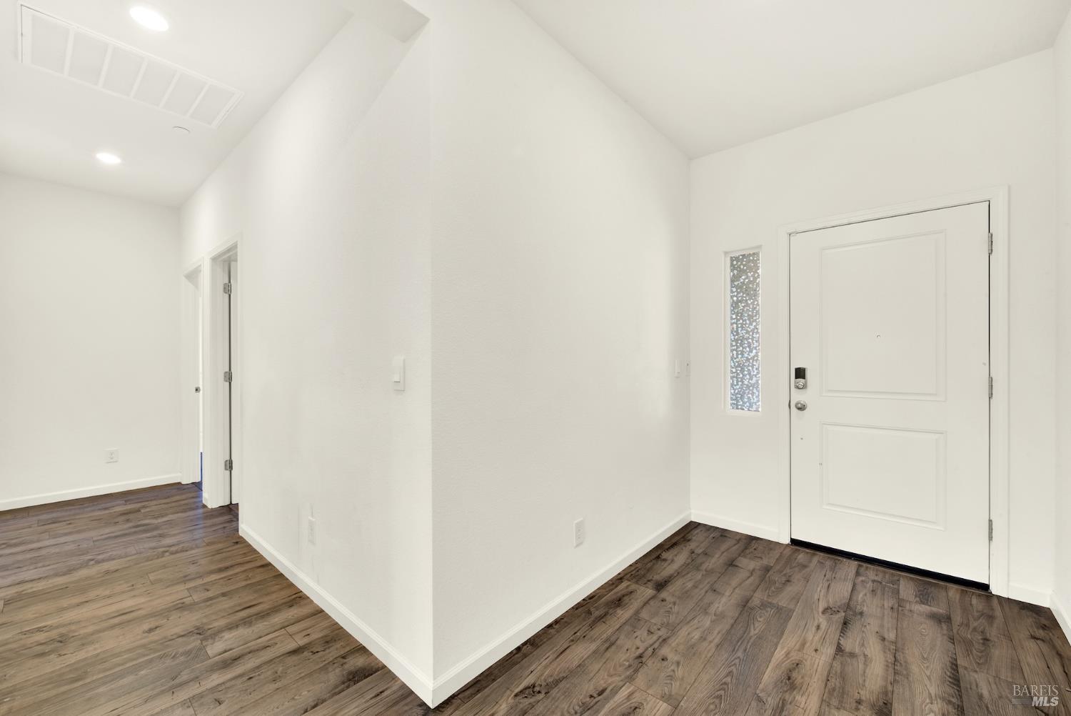 Detail Gallery Image 30 of 62 For 635 Songbird Way, Dixon,  CA 95620 - 4 Beds | 2 Baths