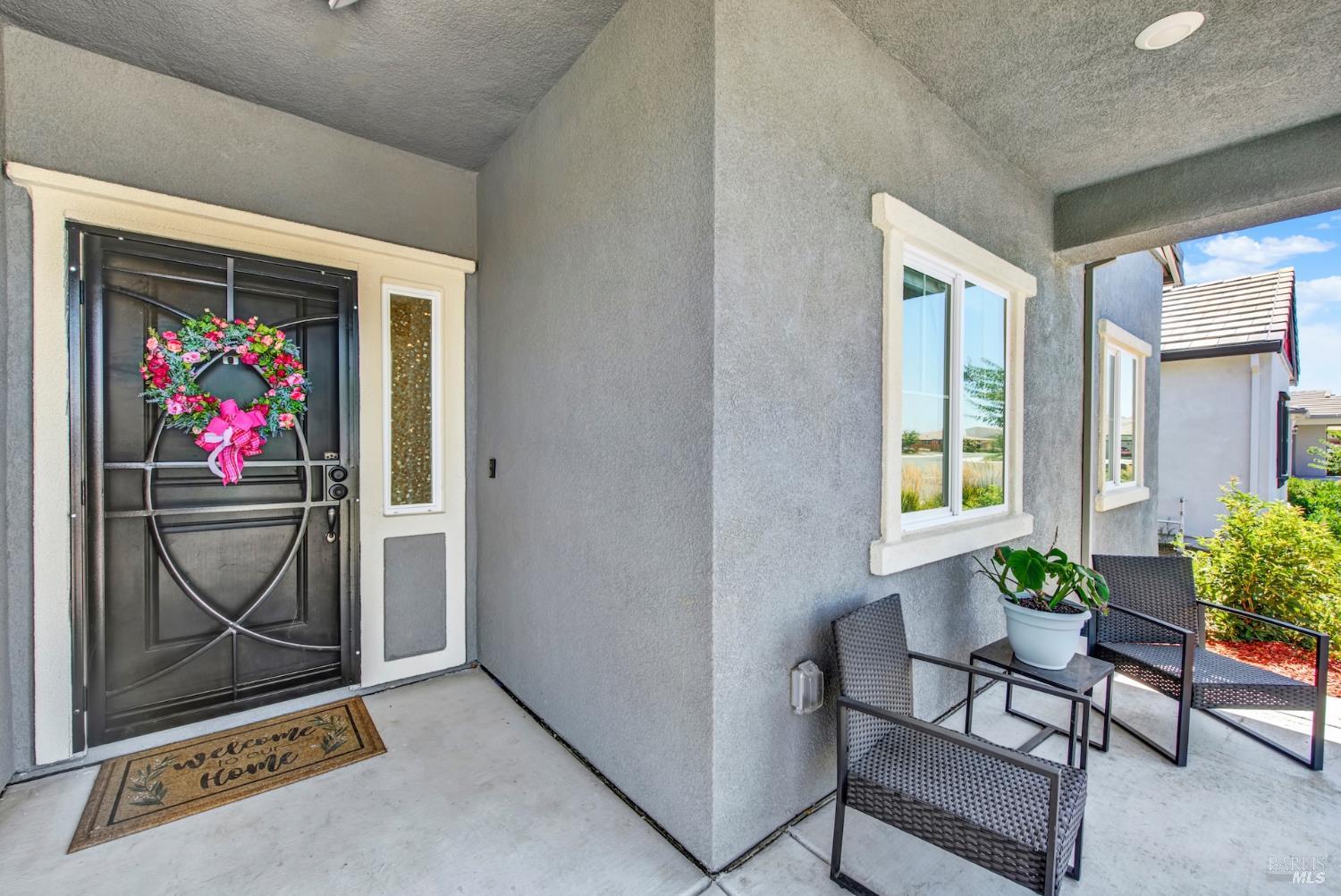 Detail Gallery Image 13 of 62 For 635 Songbird Way, Dixon,  CA 95620 - 4 Beds | 2 Baths