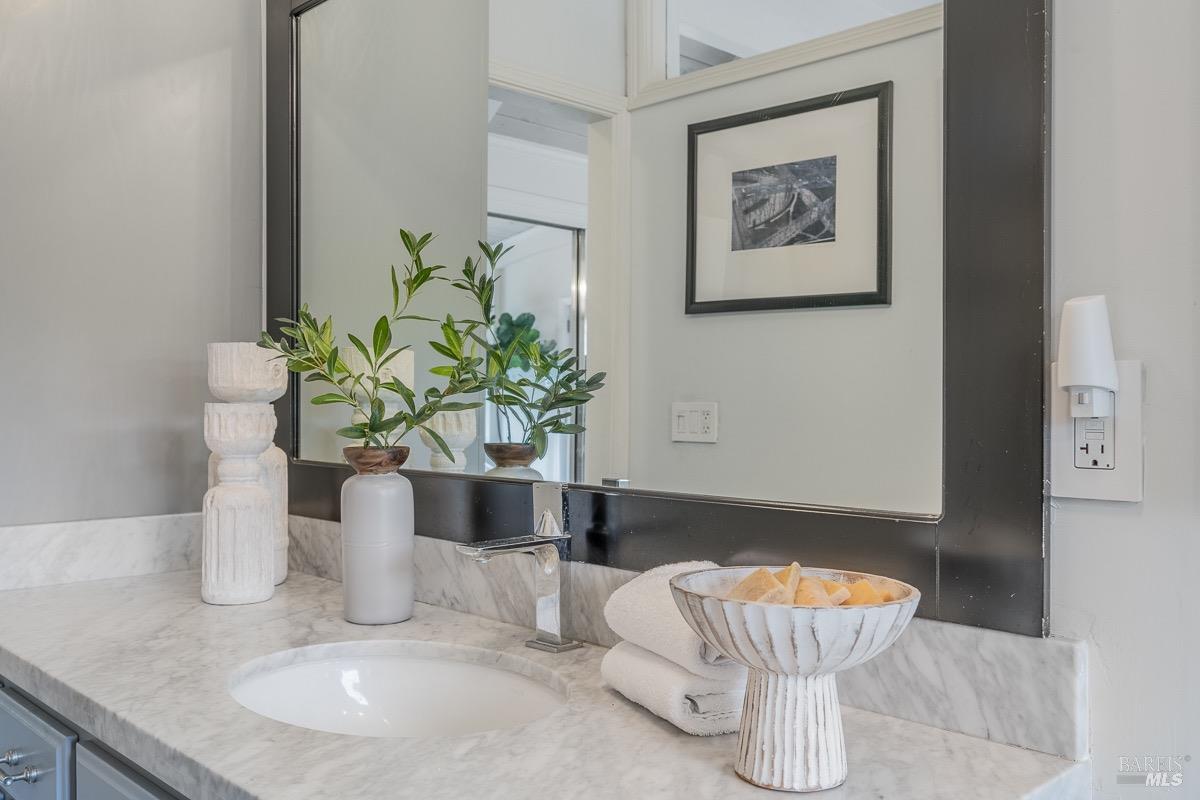 Detail Gallery Image 45 of 82 For 3061 Cuttings Wharf Rd, Napa,  CA 94559 - 4 Beds | 3 Baths