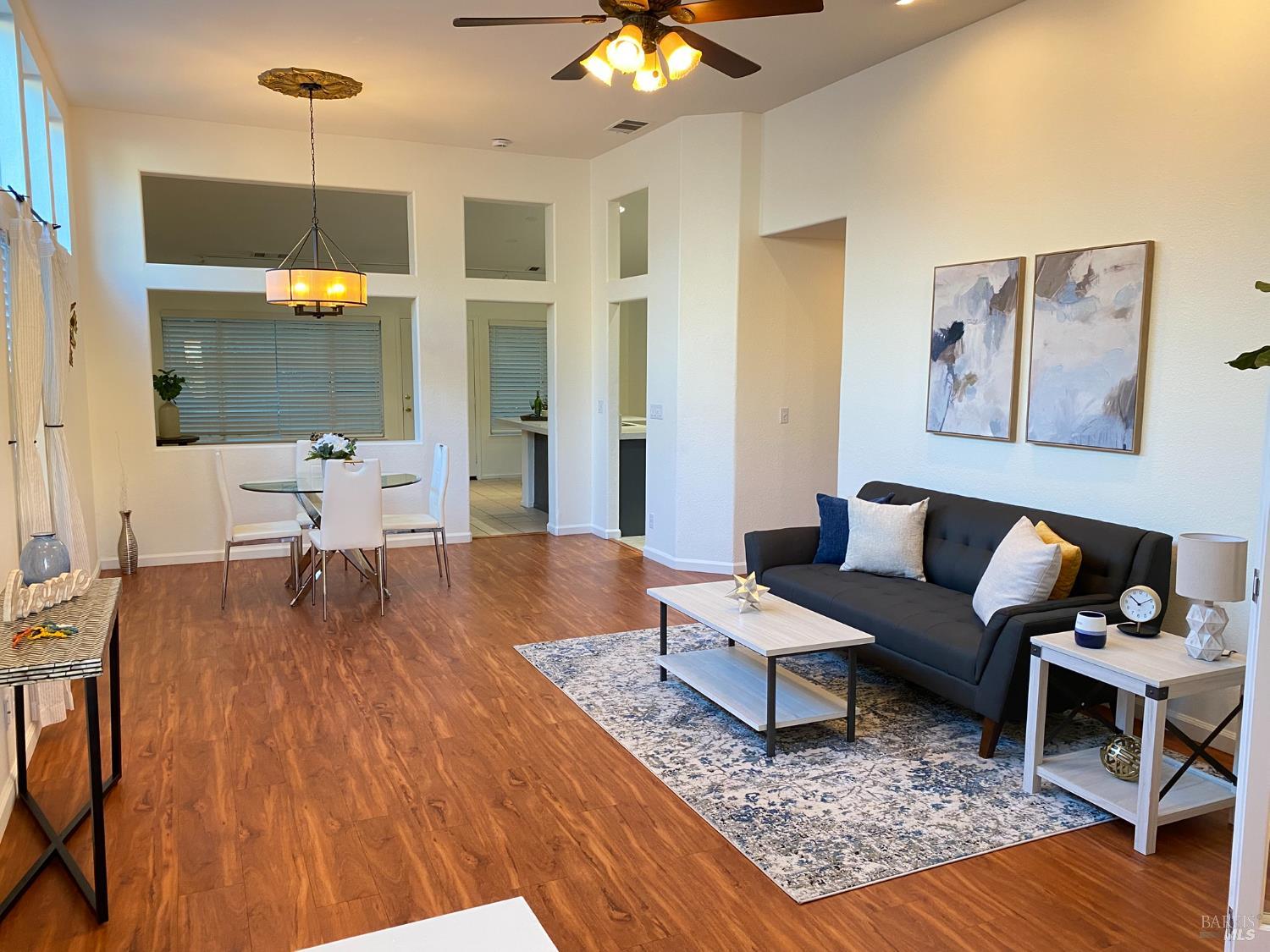 Detail Gallery Image 3 of 53 For 330 Crow Canyon Ct, Vacaville,  CA 95688 - 4 Beds | 2 Baths