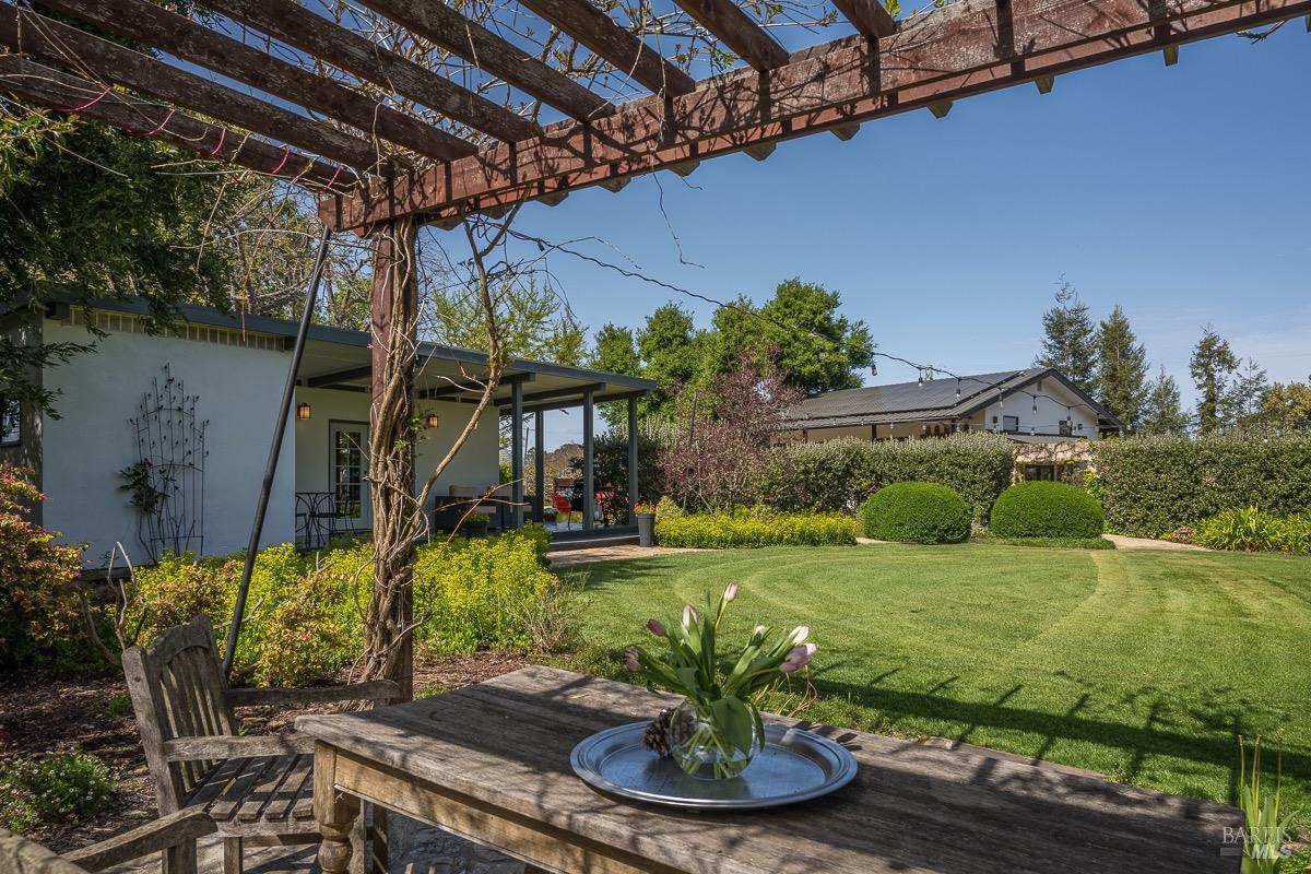 Detail Gallery Image 63 of 82 For 3061 Cuttings Wharf Rd, Napa,  CA 94559 - 4 Beds | 3 Baths