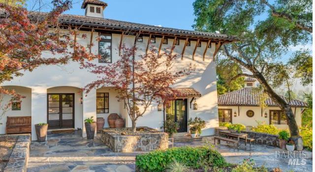 Detail Gallery Image 3 of 31 For 1700 Howell Mountain Rd, Saint Helena,  CA 94574 - 5 Beds | 4/1 Baths