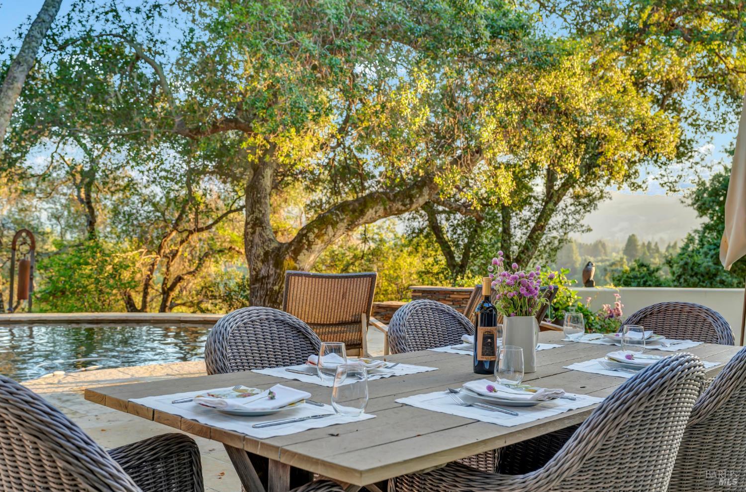 Detail Gallery Image 5 of 31 For 1700 Howell Mountain Rd, Saint Helena,  CA 94574 - 5 Beds | 4/1 Baths