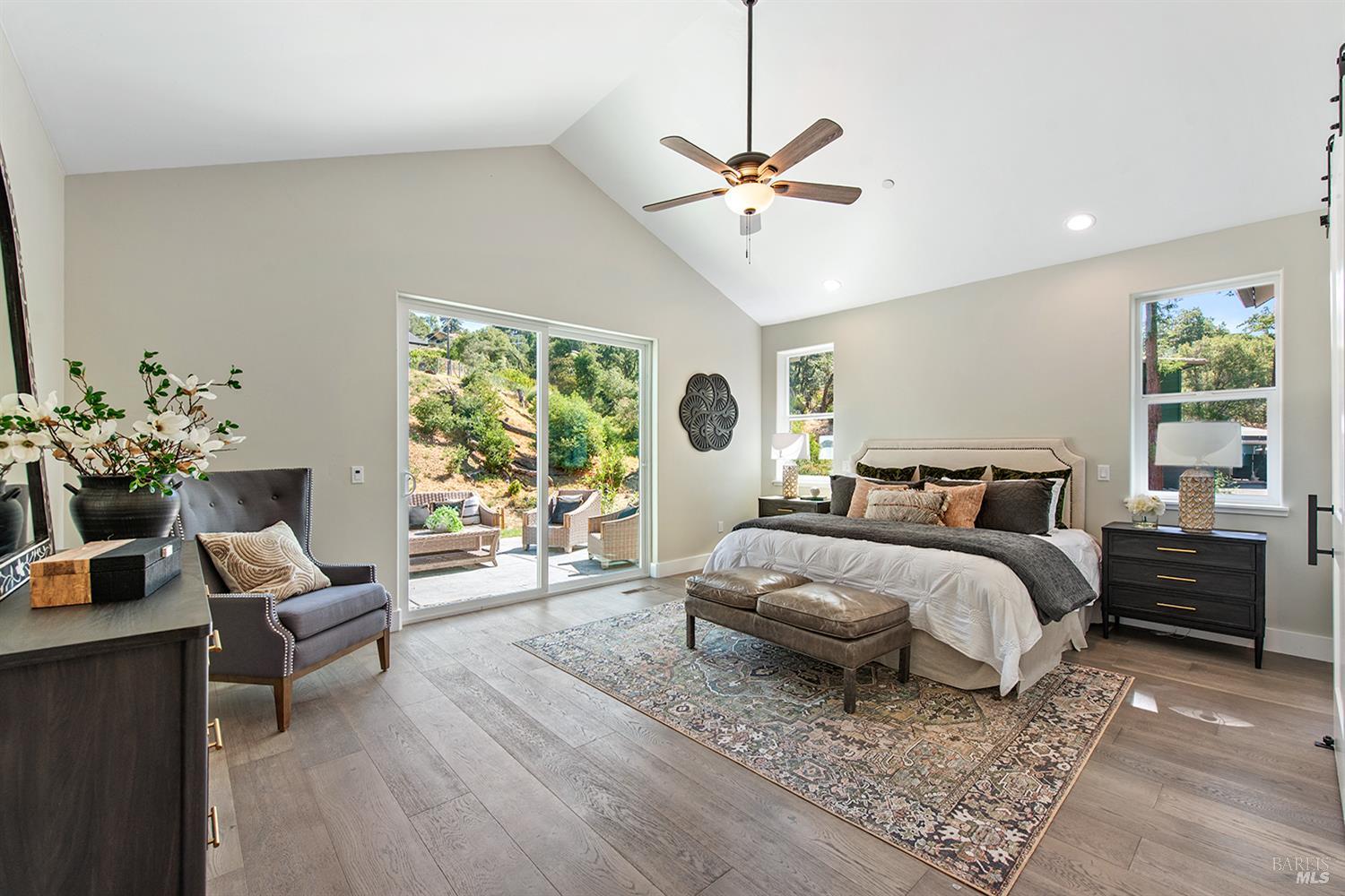 Detail Gallery Image 21 of 55 For 647 Greenview Dr, Santa Rosa,  CA 95403 - 4 Beds | 3 Baths