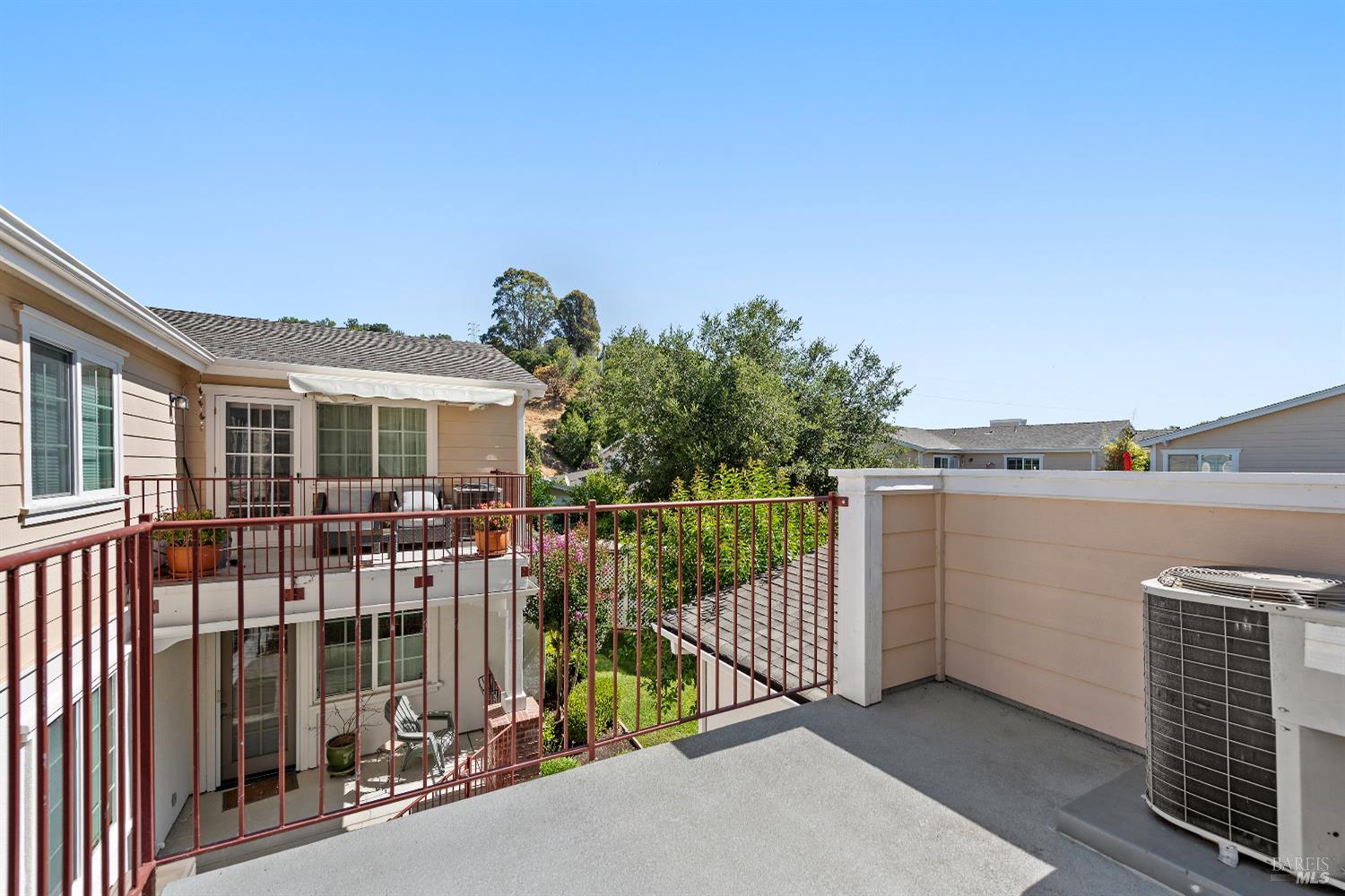 Detail Gallery Image 9 of 27 For 8 Oak Grove Dr #201,  Novato,  CA 94949 - 2 Beds | 1 Baths