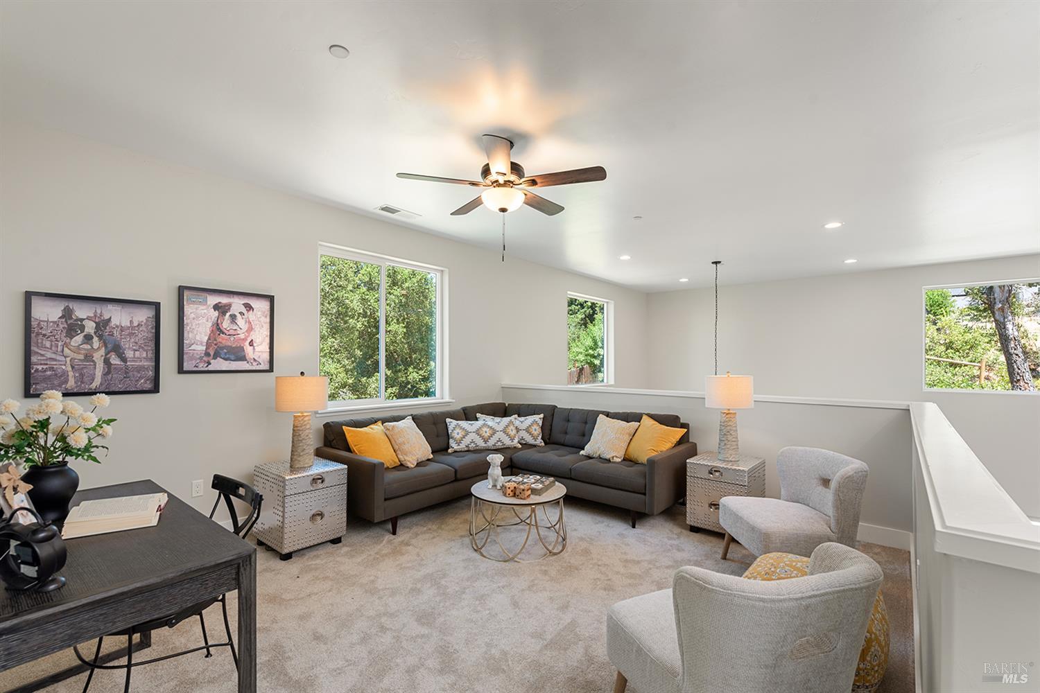 Detail Gallery Image 37 of 55 For 647 Greenview Dr, Santa Rosa,  CA 95403 - 4 Beds | 3 Baths