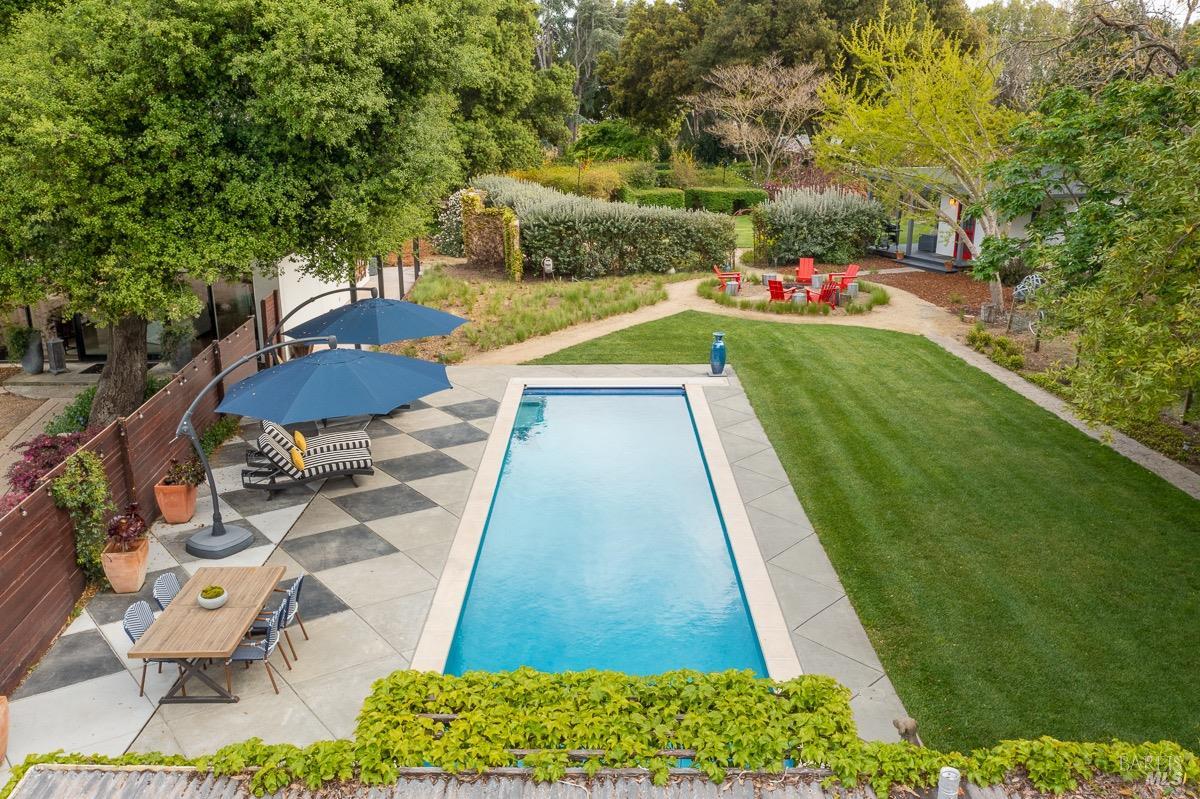 Detail Gallery Image 4 of 82 For 3061 Cuttings Wharf Rd, Napa,  CA 94559 - 4 Beds | 3 Baths