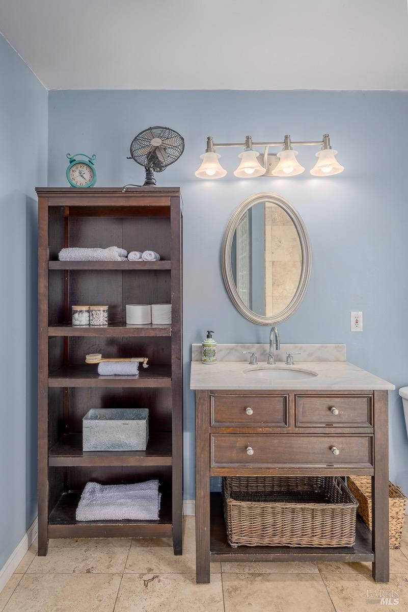 Detail Gallery Image 34 of 82 For 3061 Cuttings Wharf Rd, Napa,  CA 94559 - 4 Beds | 3 Baths