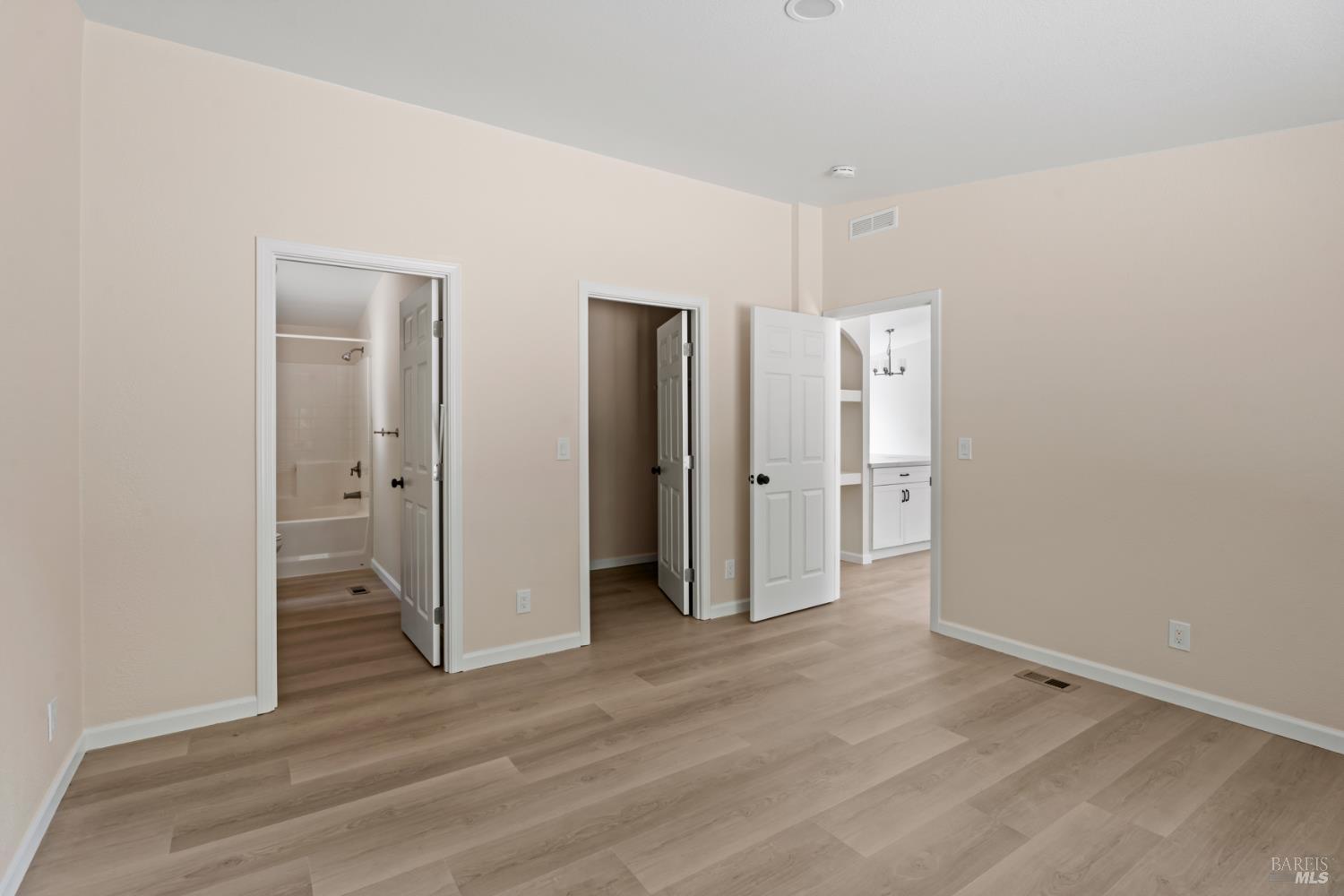Detail Gallery Image 9 of 23 For 78611 Mina Rd, Covelo,  CA 95428 - 3 Beds | 2 Baths