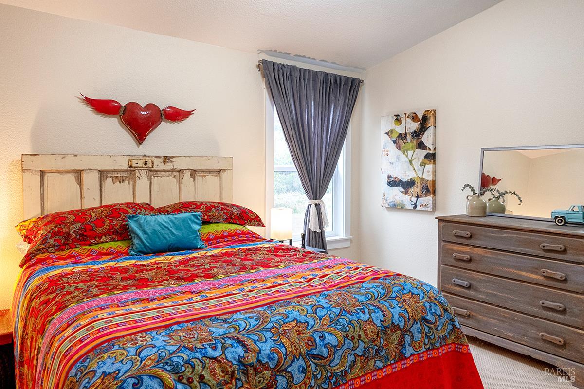 Detail Gallery Image 16 of 25 For 18600 Old Coast Hwy, Fort Bragg,  CA 95437 - 3 Beds | 2 Baths