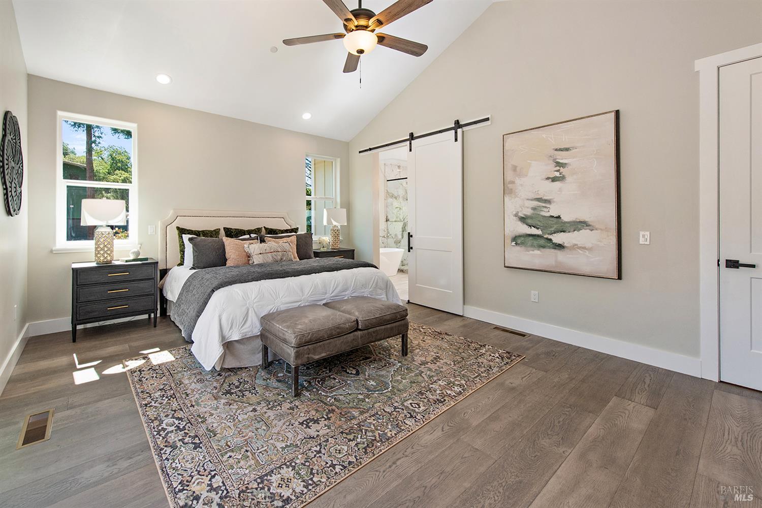 Detail Gallery Image 23 of 55 For 647 Greenview Dr, Santa Rosa,  CA 95403 - 4 Beds | 3 Baths