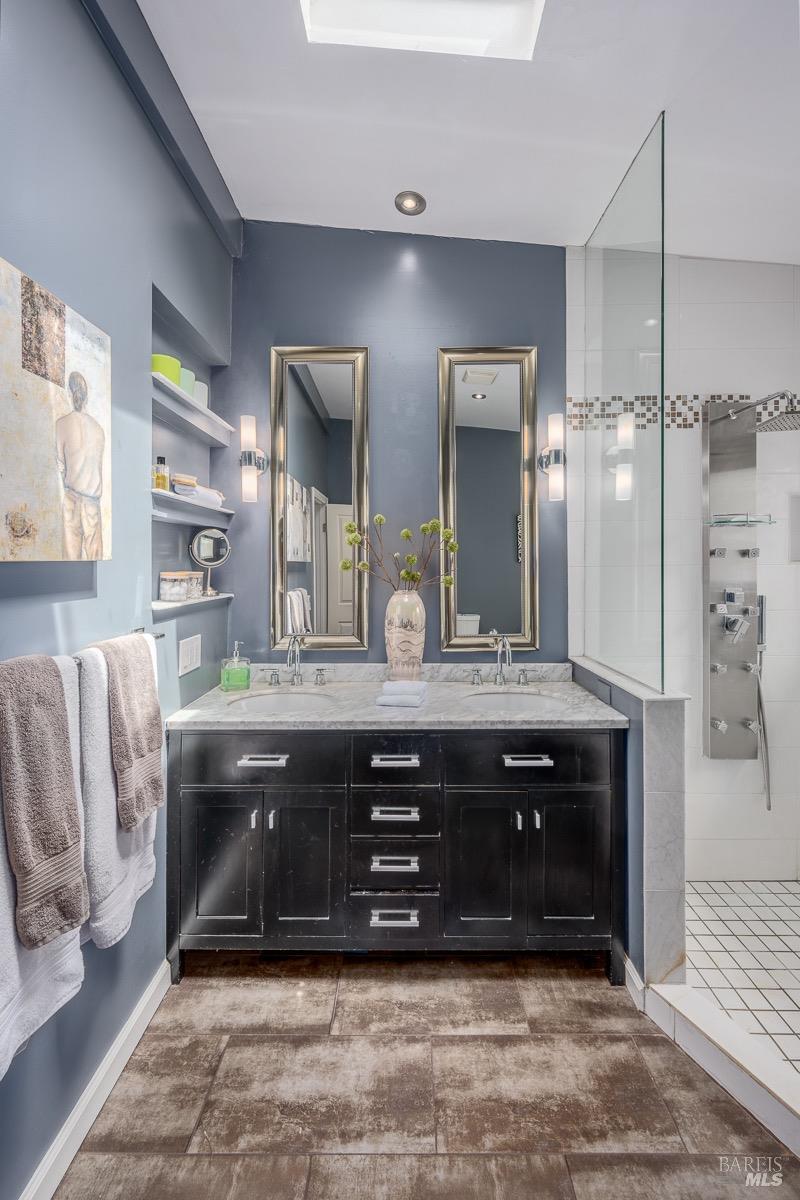 Detail Gallery Image 22 of 82 For 3061 Cuttings Wharf Rd, Napa,  CA 94559 - 4 Beds | 3 Baths