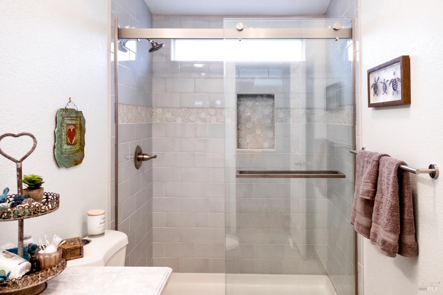 Detail Gallery Image 17 of 25 For 18600 Old Coast Hwy, Fort Bragg,  CA 95437 - 3 Beds | 2 Baths