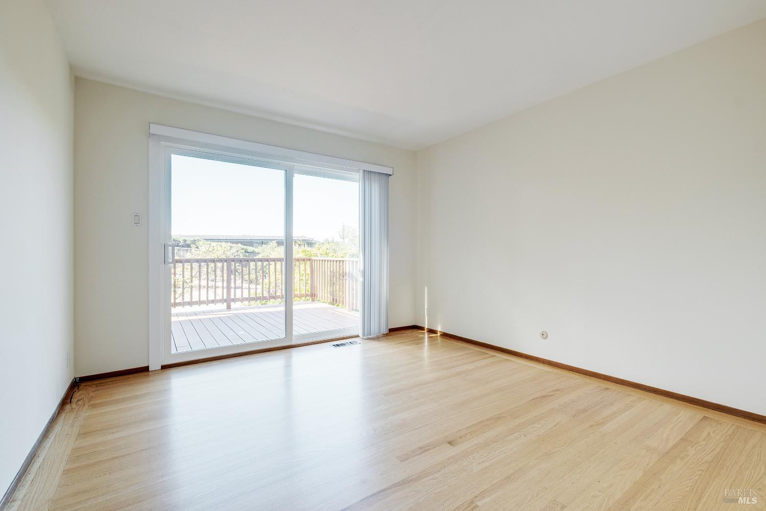 Detail Gallery Image 28 of 48 For 90 Geldert Dr, Tiburon,  CA 94920 - 3 Beds | 2/1 Baths