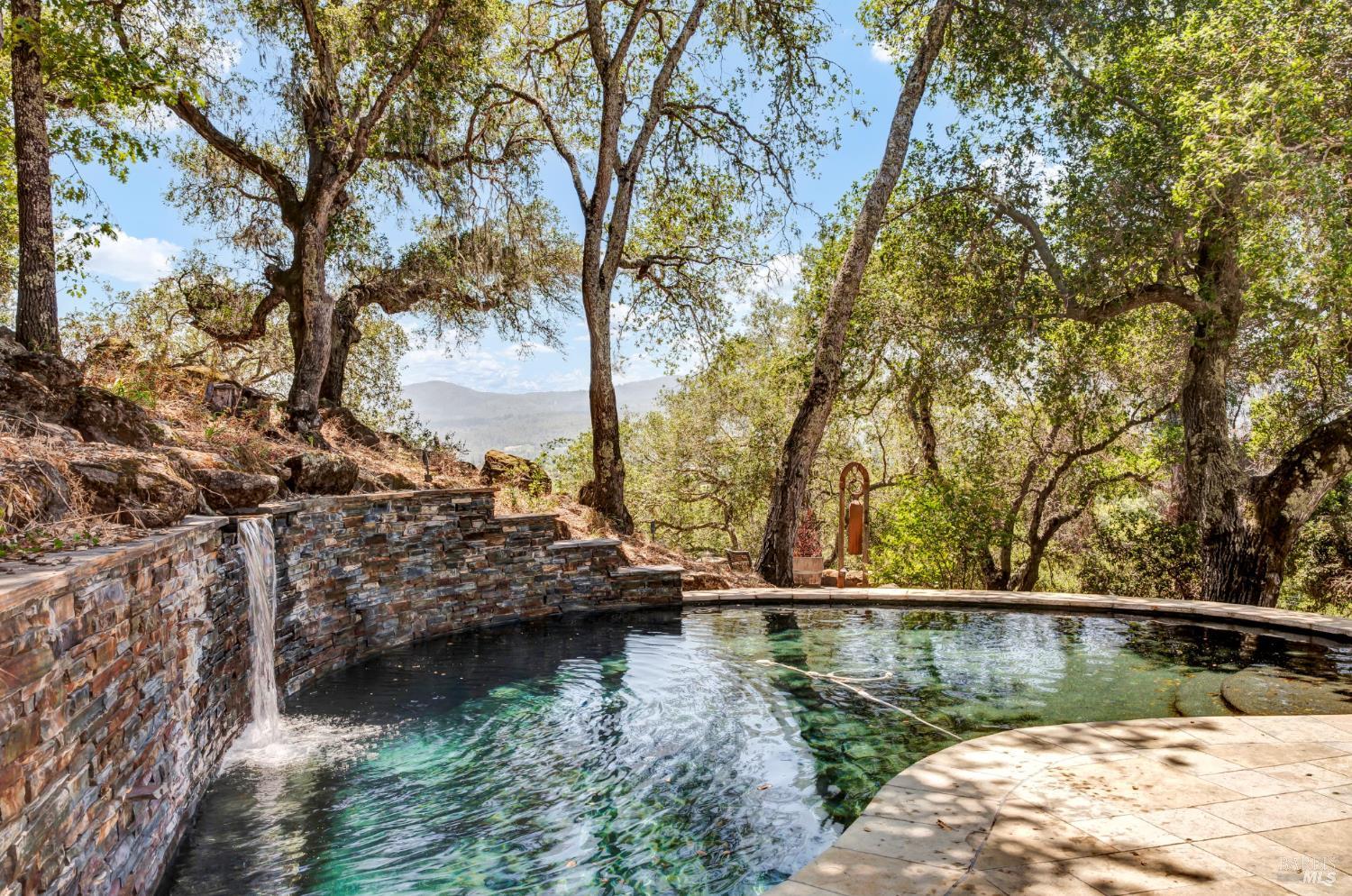 Detail Gallery Image 26 of 31 For 1700 Howell Mountain Rd, Saint Helena,  CA 94574 - 5 Beds | 4/1 Baths