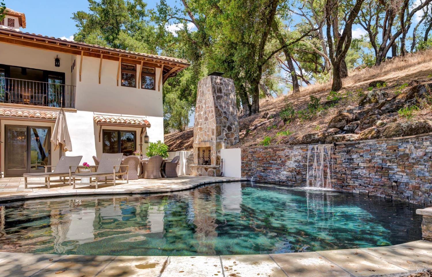 Detail Gallery Image 25 of 31 For 1700 Howell Mountain Rd, Saint Helena,  CA 94574 - 5 Beds | 4/1 Baths