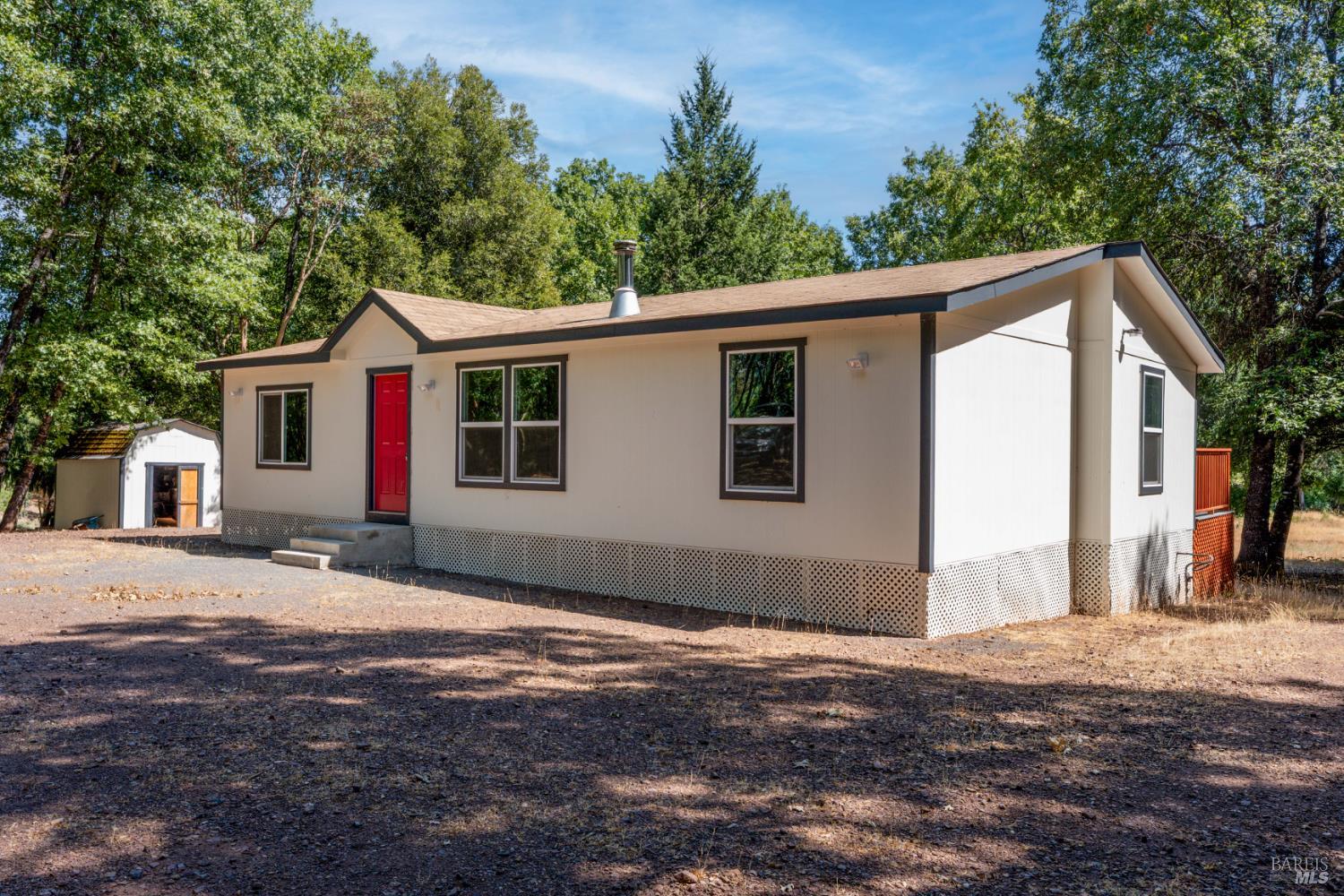 Detail Gallery Image 1 of 23 For 78611 Mina Rd, Covelo,  CA 95428 - 3 Beds | 2 Baths