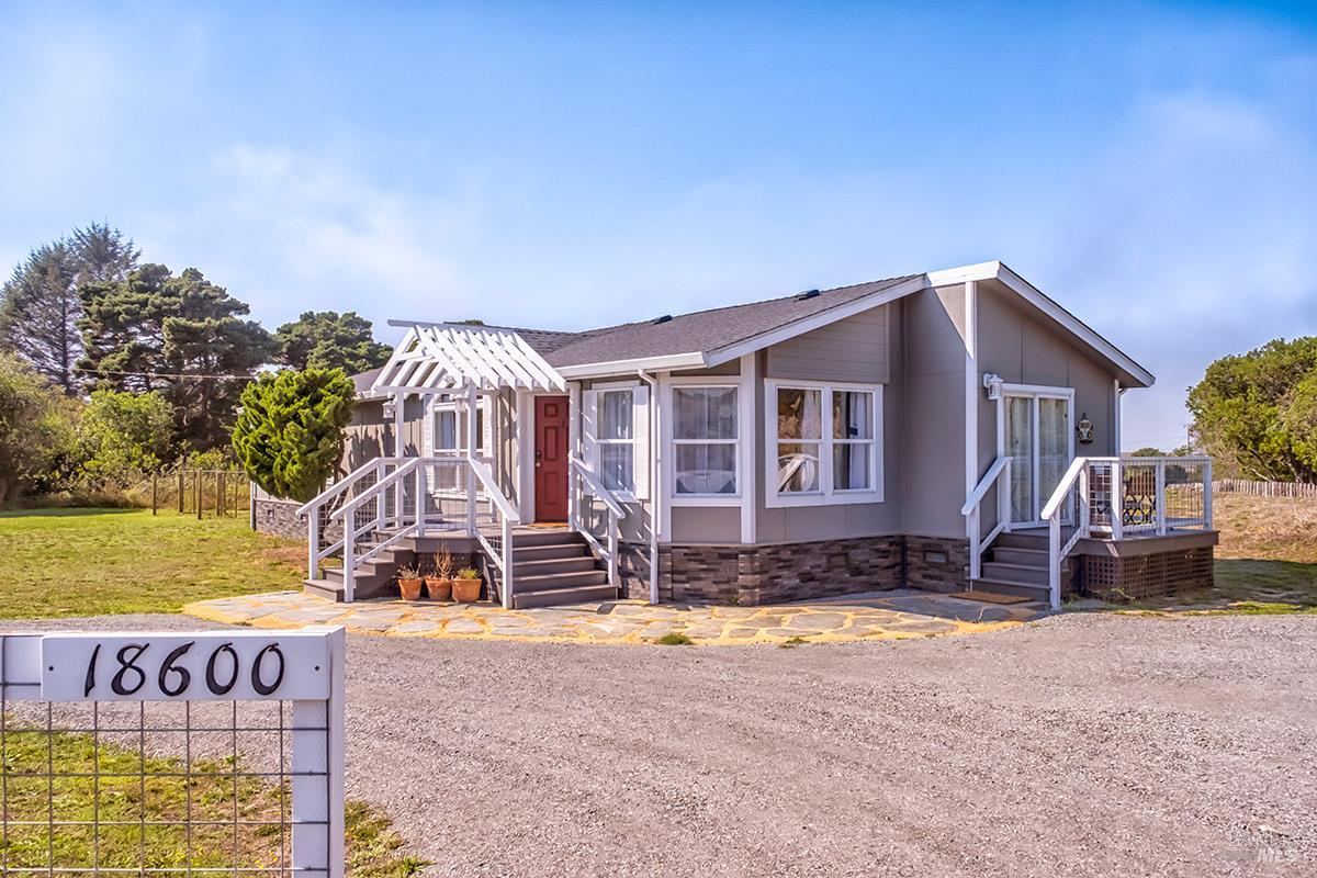 Detail Gallery Image 23 of 25 For 18600 Old Coast Hwy, Fort Bragg,  CA 95437 - 3 Beds | 2 Baths