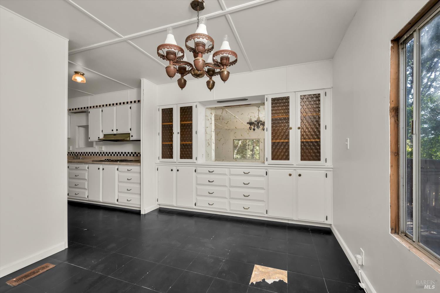 Detail Gallery Image 11 of 62 For 11767 Candy Ln, Lower Lake,  CA 95457 - 3 Beds | 3 Baths
