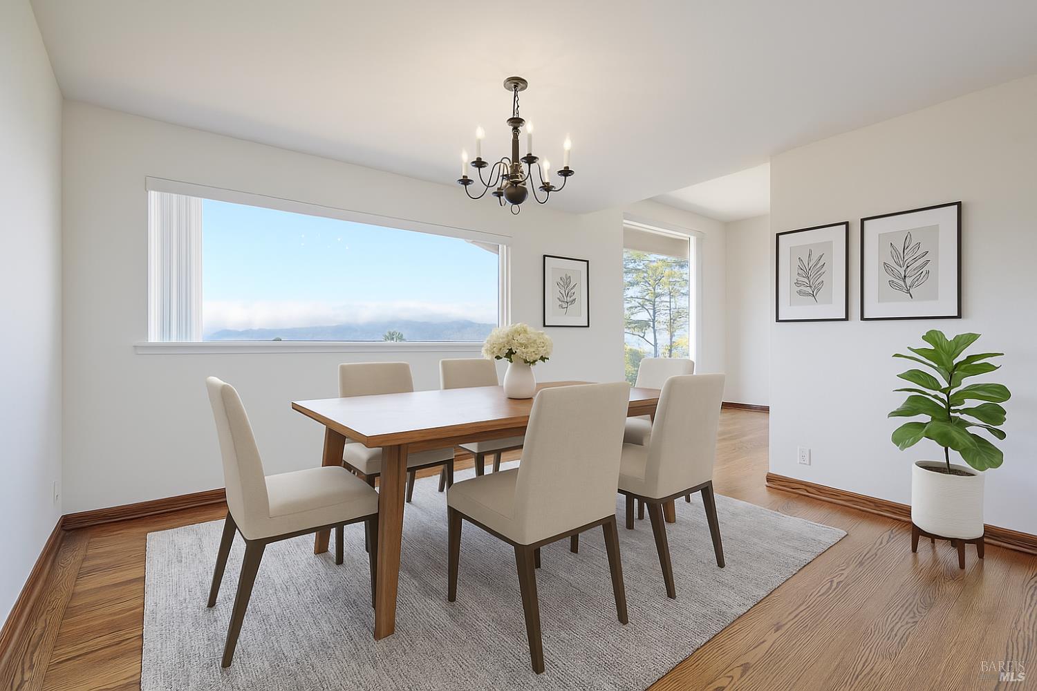 Detail Gallery Image 9 of 48 For 90 Geldert Dr, Tiburon,  CA 94920 - 3 Beds | 2/1 Baths