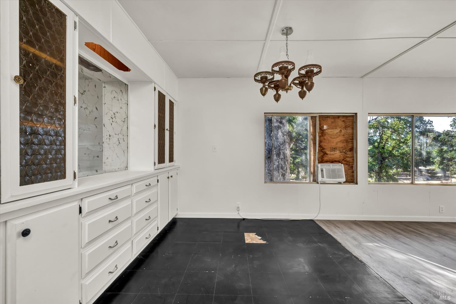 Detail Gallery Image 14 of 62 For 11767 Candy Ln, Lower Lake,  CA 95457 - 3 Beds | 3 Baths