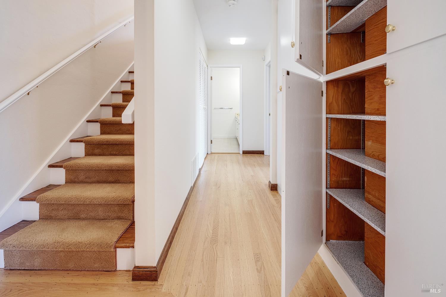 Detail Gallery Image 27 of 48 For 90 Geldert Dr, Tiburon,  CA 94920 - 3 Beds | 2/1 Baths