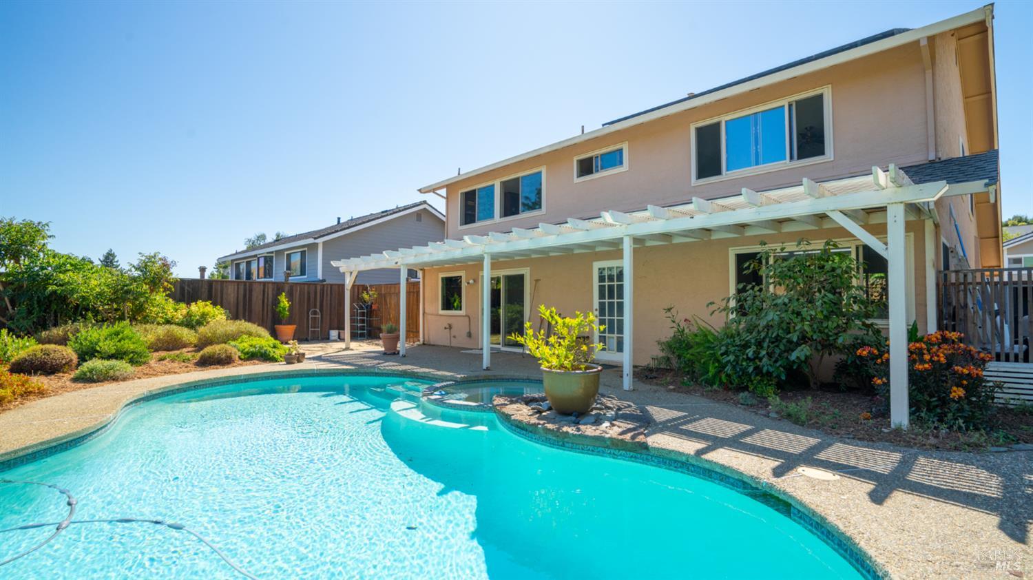 Detail Gallery Image 49 of 59 For 882 Oxford Way, Benicia,  CA 94510 - 4 Beds | 3 Baths