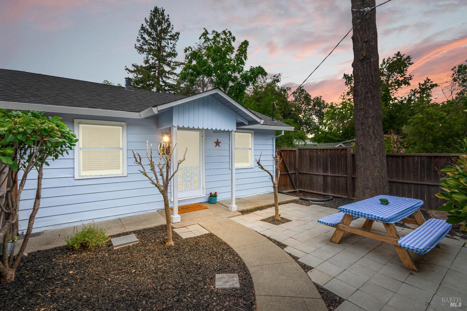 Detail Gallery Image 83 of 84 For 1415 East Ave, Napa,  CA 94559 - 3 Beds | 1 Baths