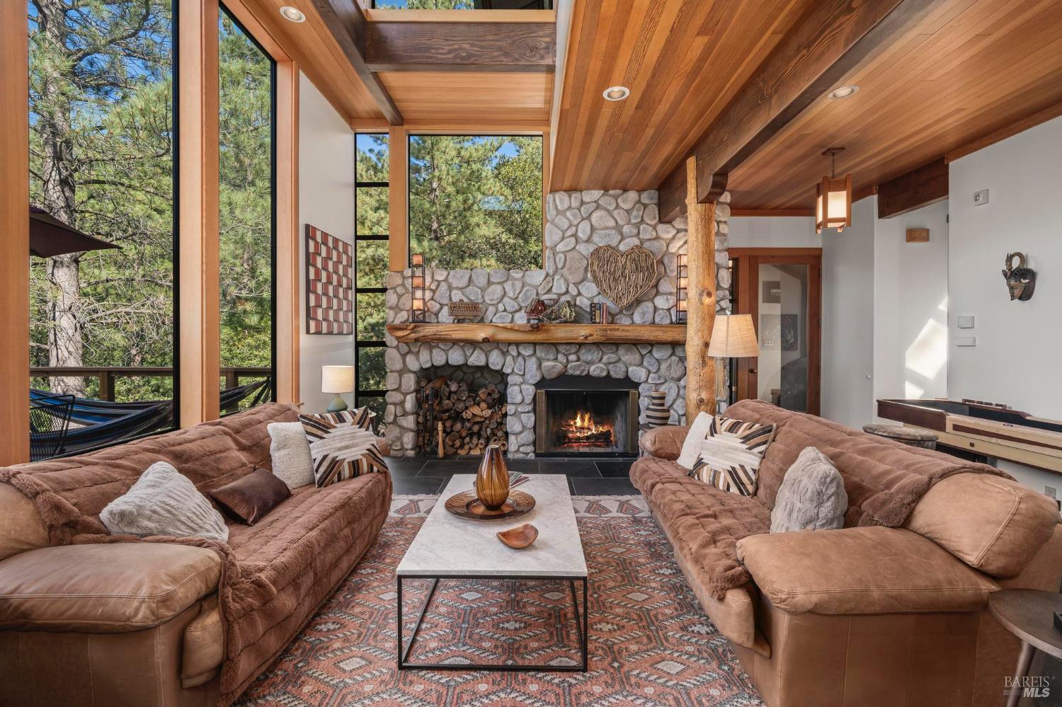 Detail Gallery Image 11 of 70 For 54789 Wildwood Dr, Idyllwild,  CA 92549 - 4 Beds | 3/1 Baths