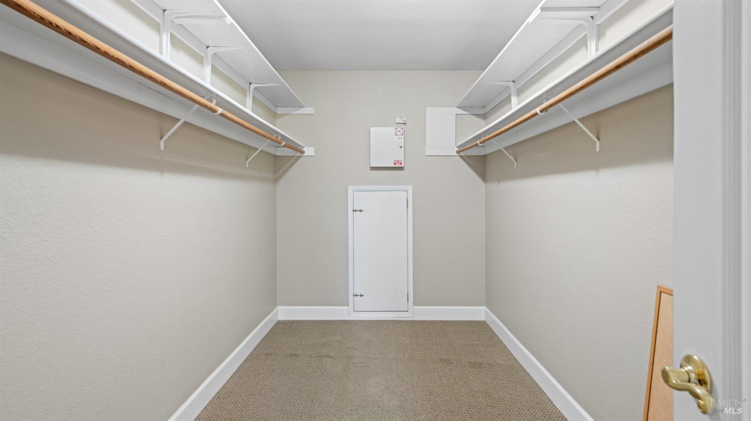 Detail Gallery Image 45 of 59 For 882 Oxford Way, Benicia,  CA 94510 - 4 Beds | 3 Baths