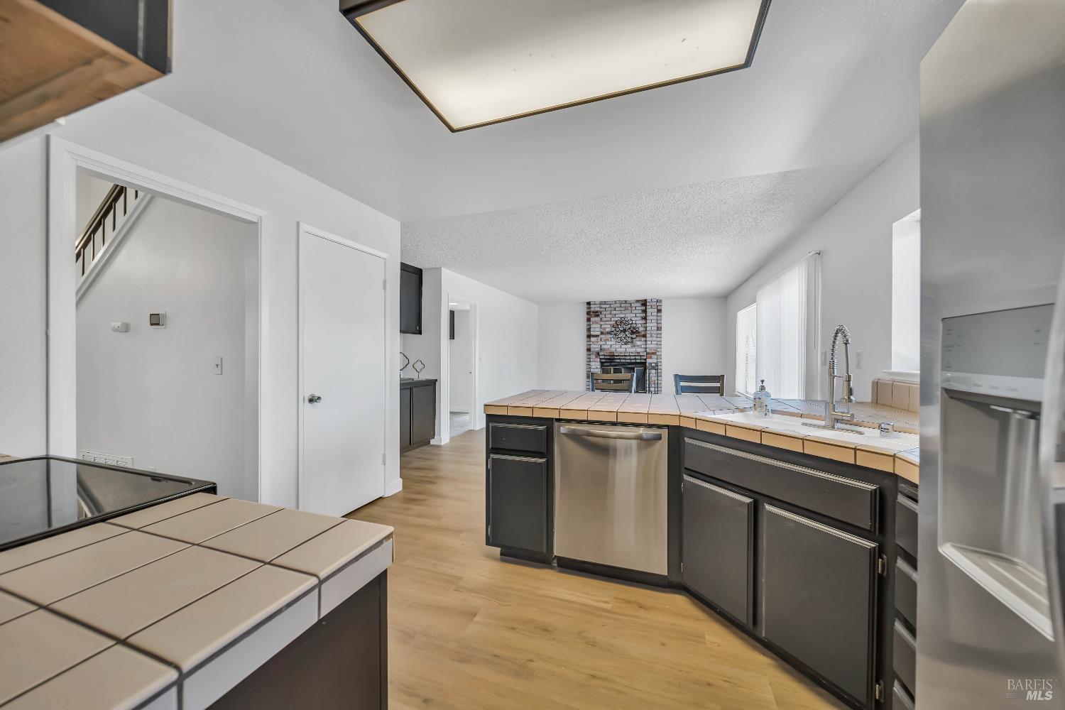Detail Gallery Image 7 of 25 For 1416 Prospect Way, Suisun City,  CA 94585 - 4 Beds | 2/1 Baths