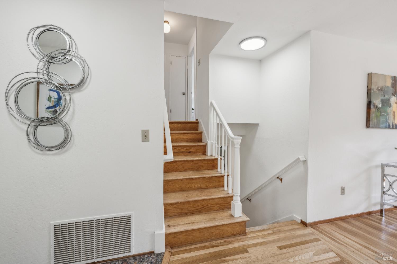 Detail Gallery Image 25 of 53 For 7 Hearthstone Ct, San Rafael,  CA 94903 - 4 Beds | 2/1 Baths