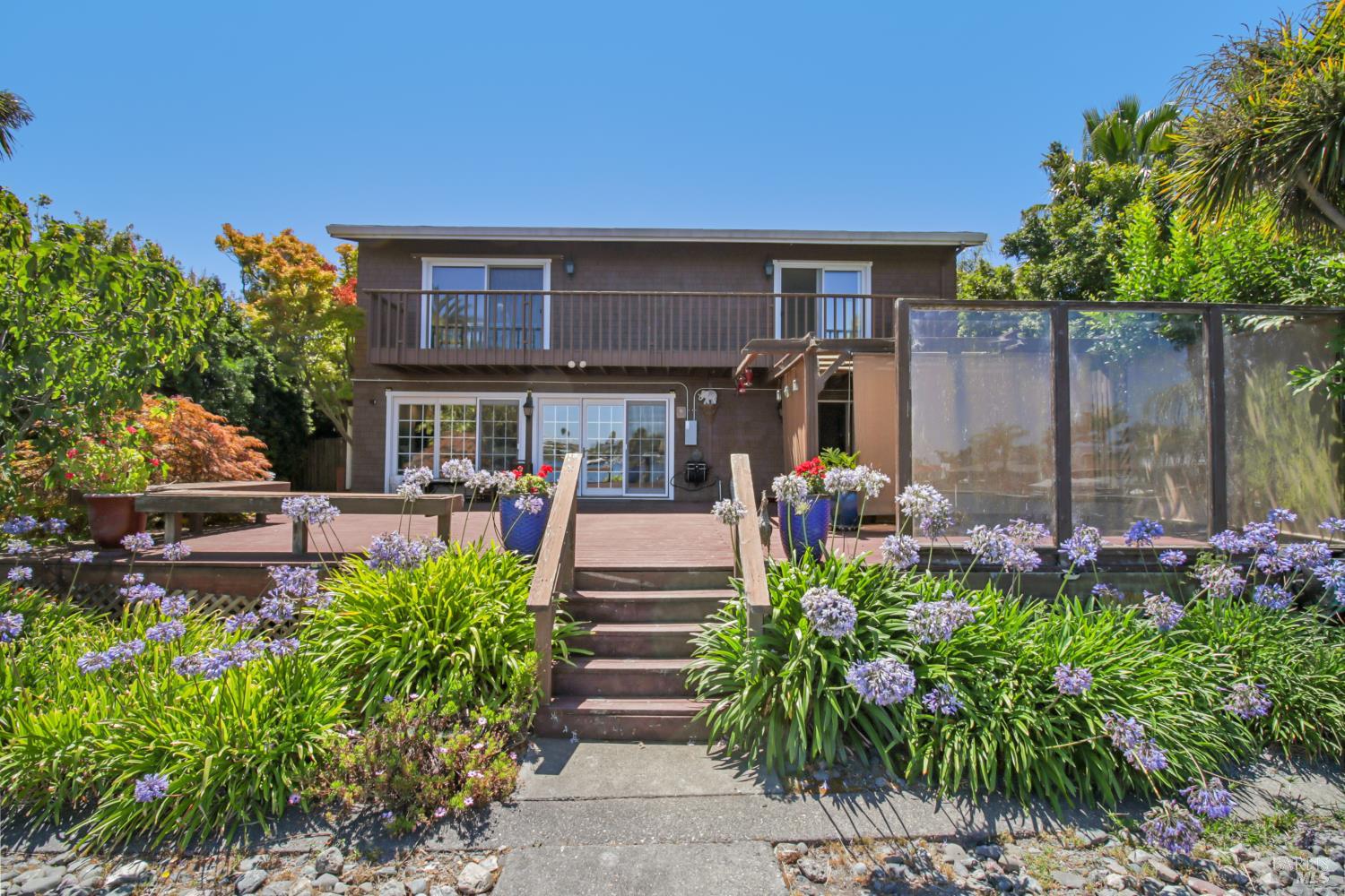 Detail Gallery Image 16 of 30 For 981 Bel Marin Keys Blvd, Novato,  CA 94949 - 3 Beds | 2 Baths